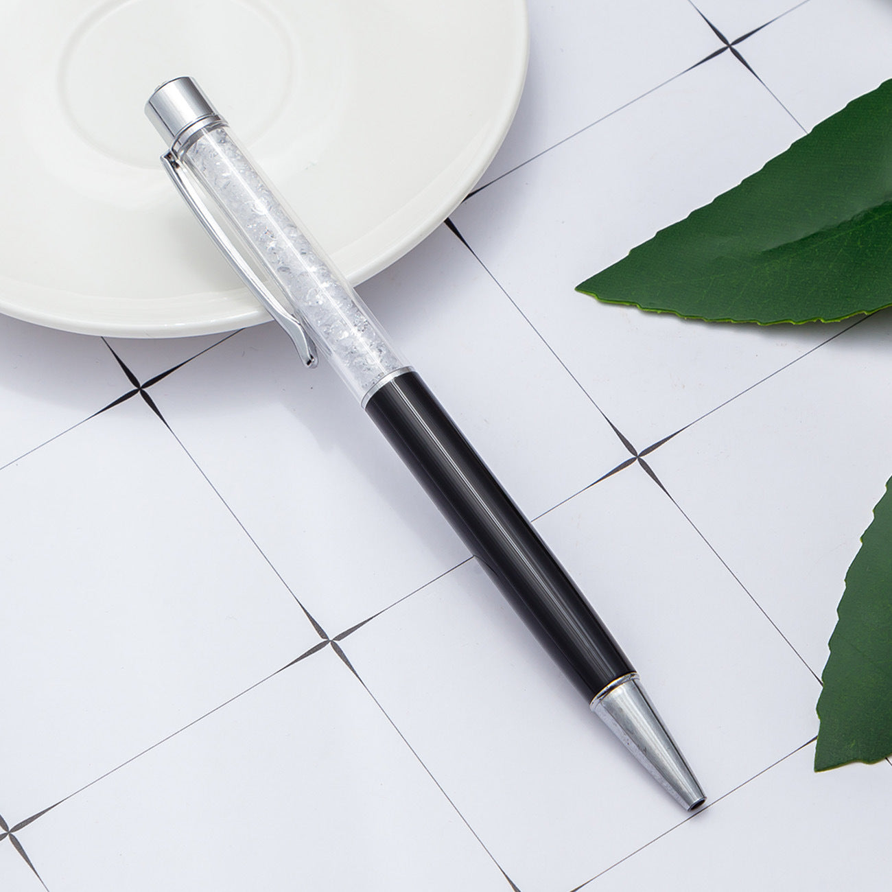 Whoelsale Pens Crystal Pens Broken Diamonds Fashionable Metal Office Pens